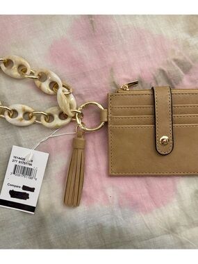 Tan Cardholder Zipper Wristlet Wallet w/ Tortoise Shell Puffer Link Chain
